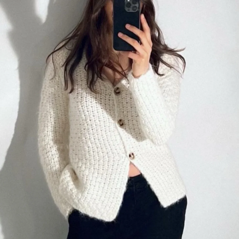 NWT ZARA Cozy Knit Sweater